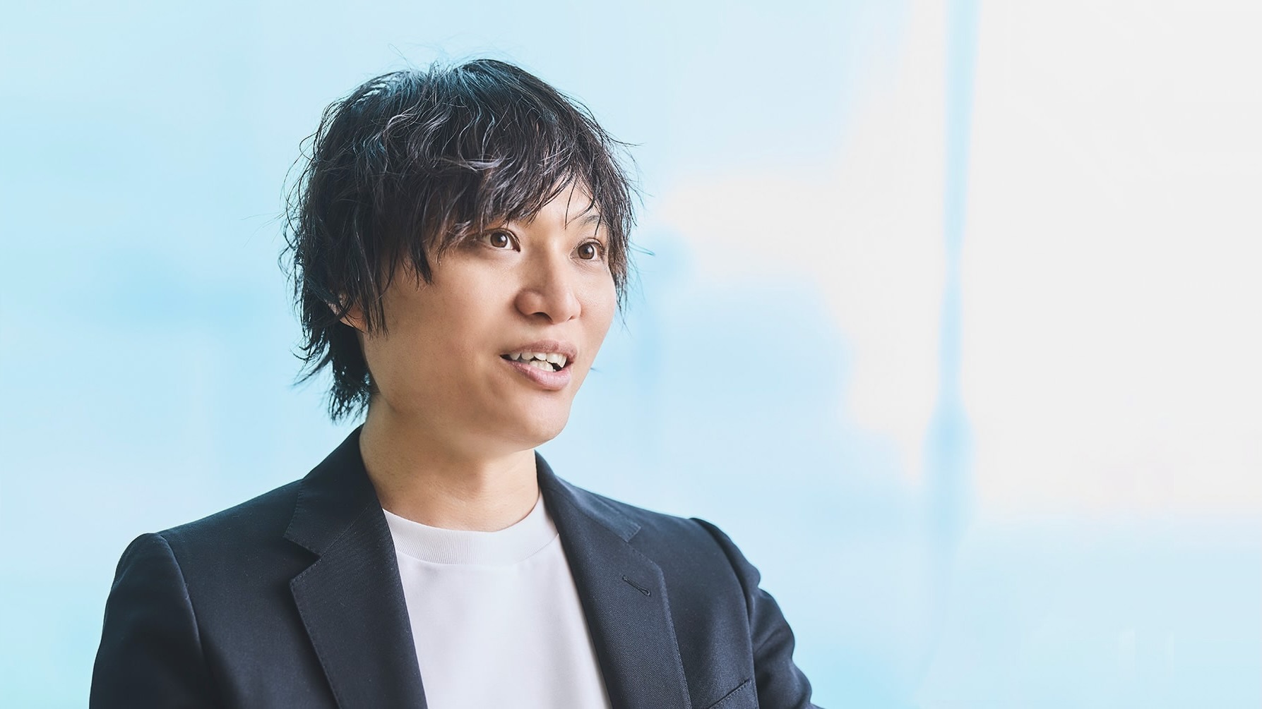 生成AIの活用によって切り開く「キャリアインフラ」構想の新しい可能性。株式会社ビズリーチCTO・外山のインタビューをお届けします。