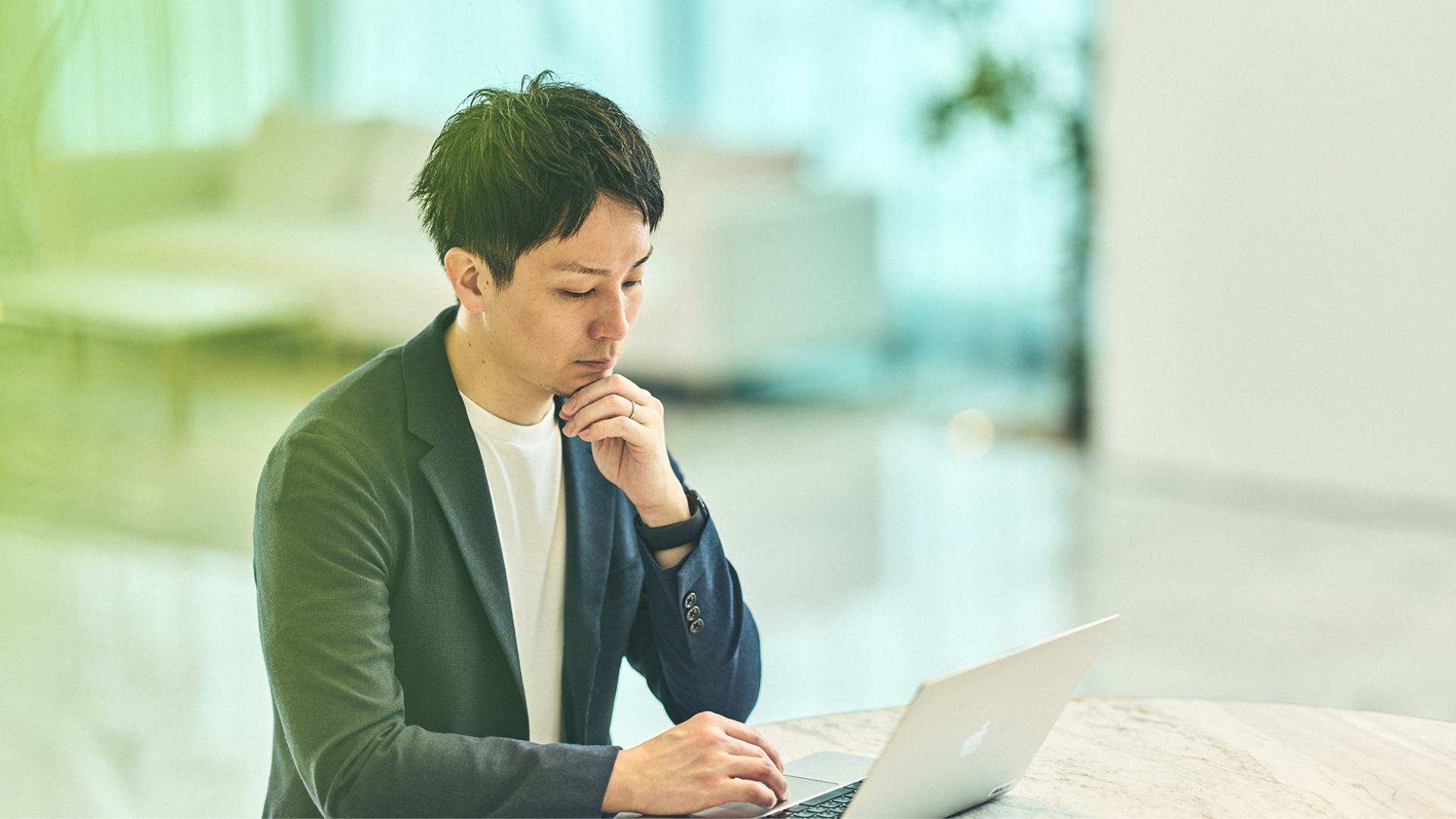 組織が一丸となり、粘り強く挑むという働き方。